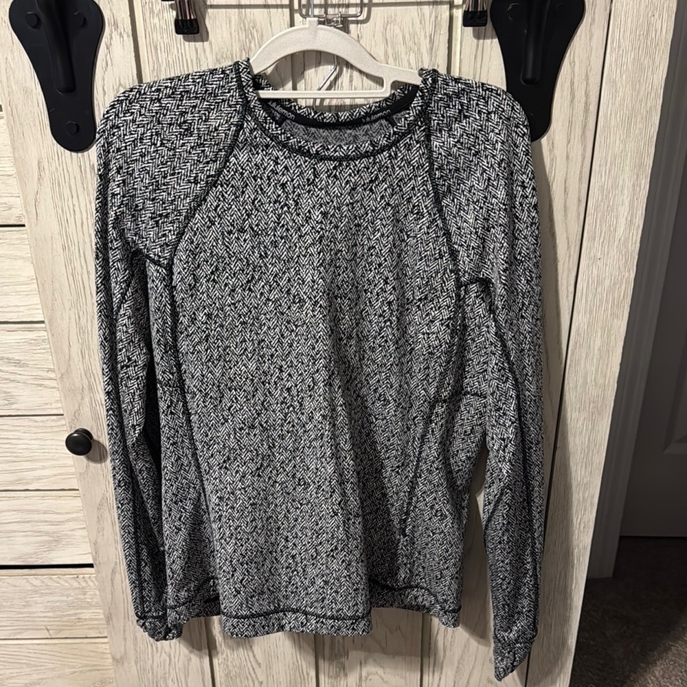 lululemon Black and White Long Sleeve Top